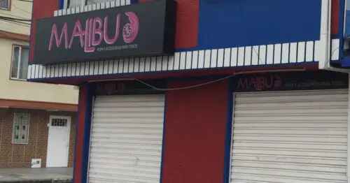 MALIBU ROPA Y ACCESORIOS PARA TODOS MALIBU ROPA Y ACCESORIOS PARA TODOS